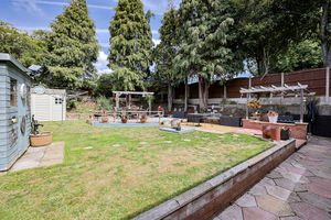 Photo 4- click for photo gallery